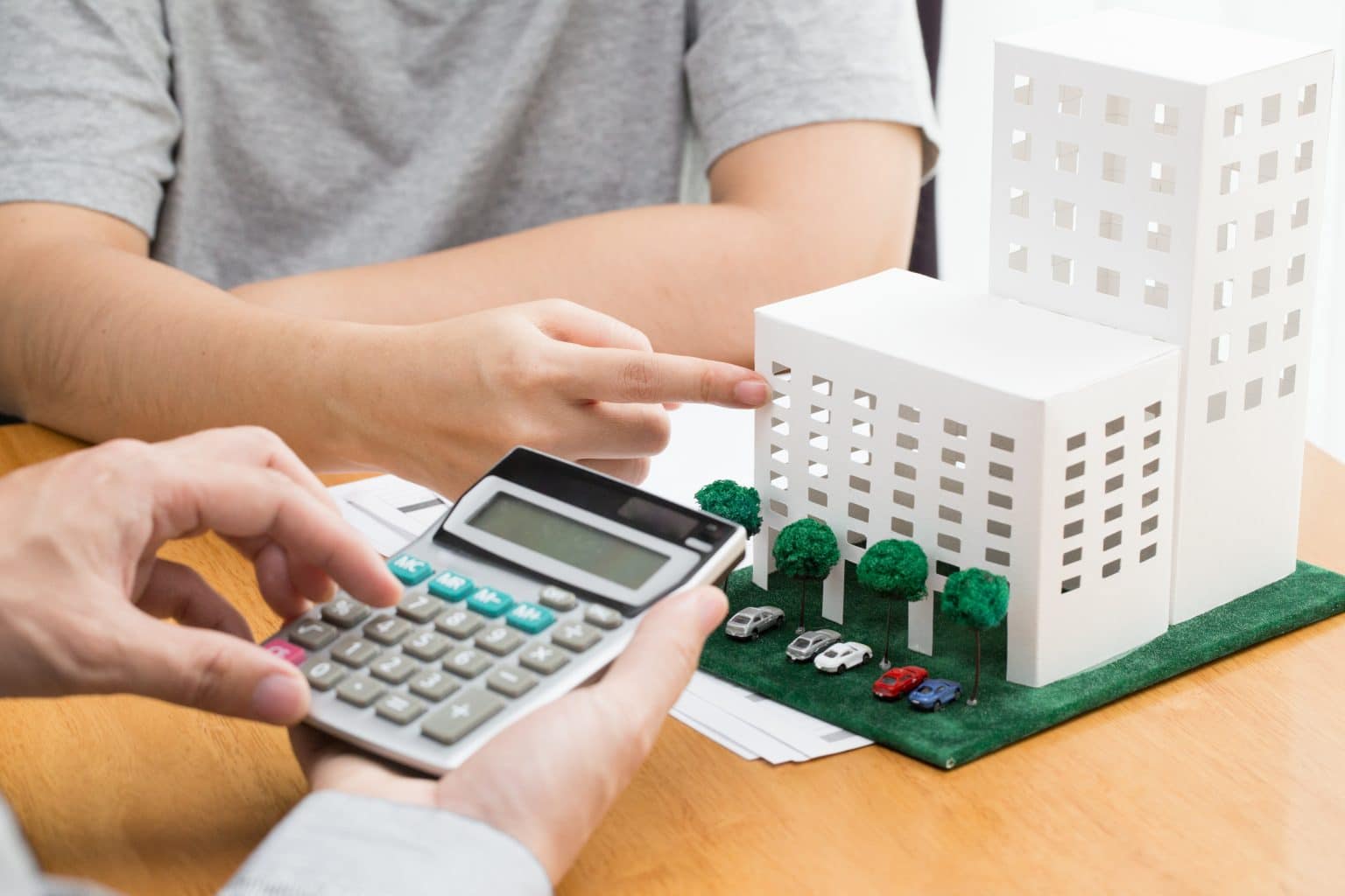 concpet of real estate bank vs inhouse financing